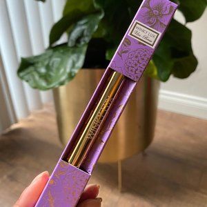 Winky Lux Uni-Brow Universal Eyebrow Pencil